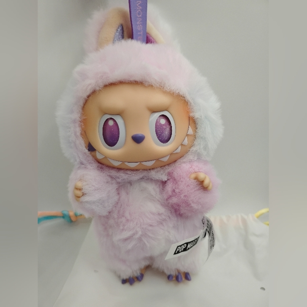 Big Into Energy Confirmed "Luck" Includes An Adorable Purple Outfit - Picture 10 of 15
